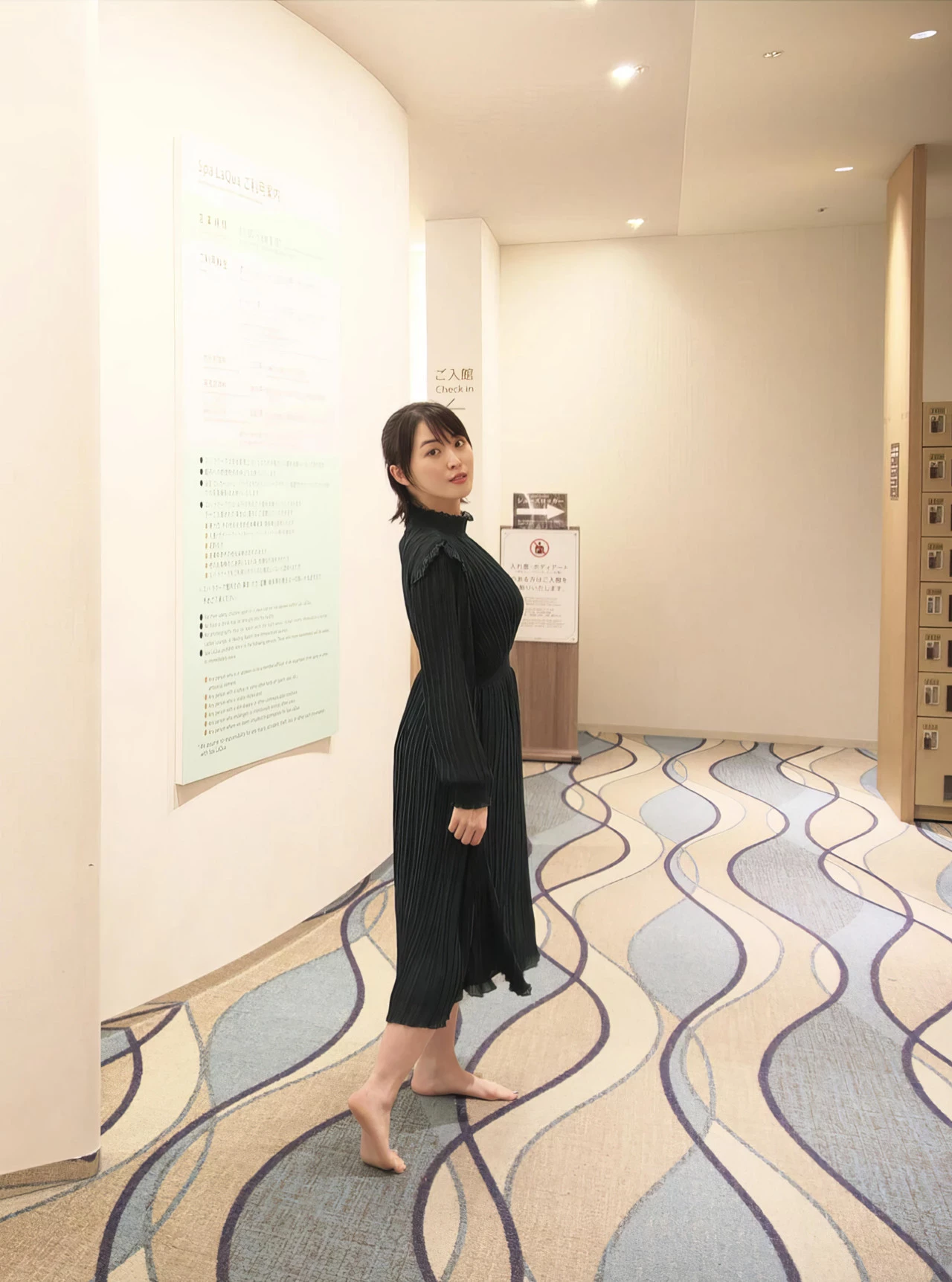[忍野さら] 白皙曼妙曲线超惹火....美乳视角也很犯规 [31P]